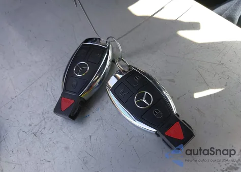 2015 Mercedes-Benz C 300 4Matic from USA, damaged, VIN 55SWF4KB9FU007875